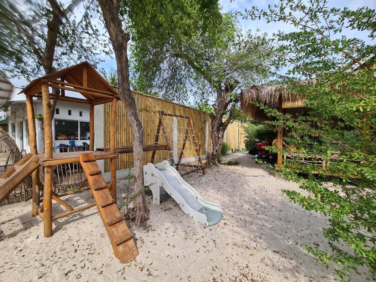 The Beach Shack Gili Air Bagian luar foto