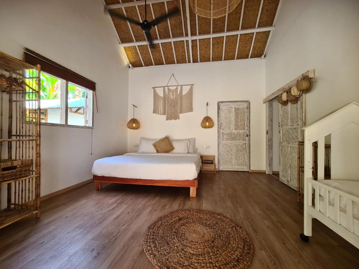 The Beach Shack Gili Air Bagian luar foto