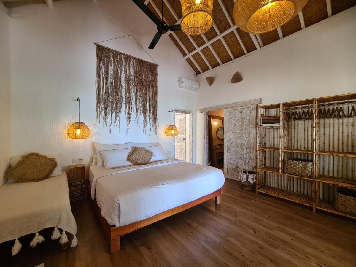 The Beach Shack Gili Air Bagian luar foto